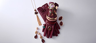 lederhandschuhe, burgunderrot, armbanduhr, jewelry-set, schmuck, handschuhe, leder, rote farbe, schmuckstücke, accessoires