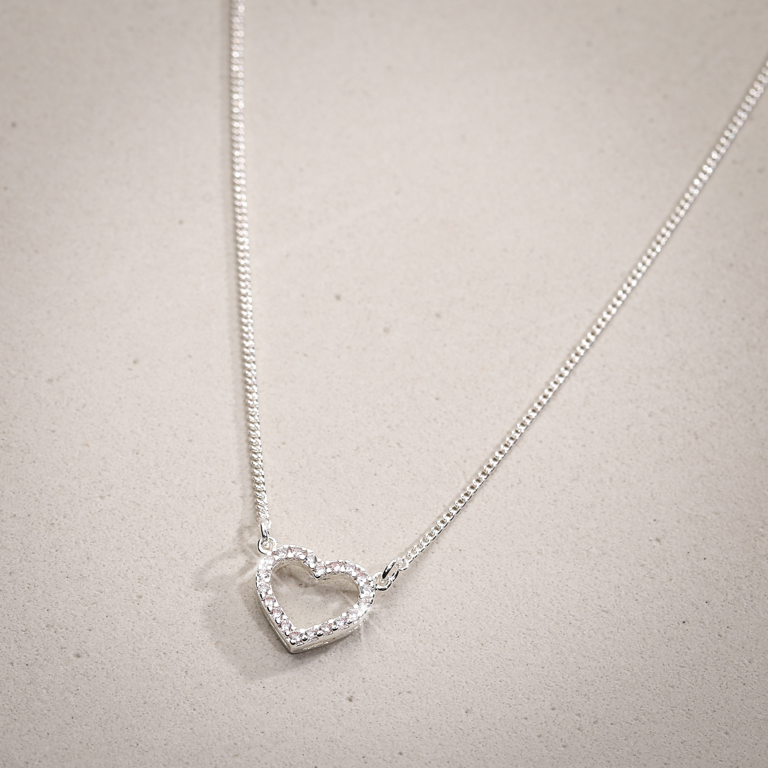 Collier - Shimmering Heart