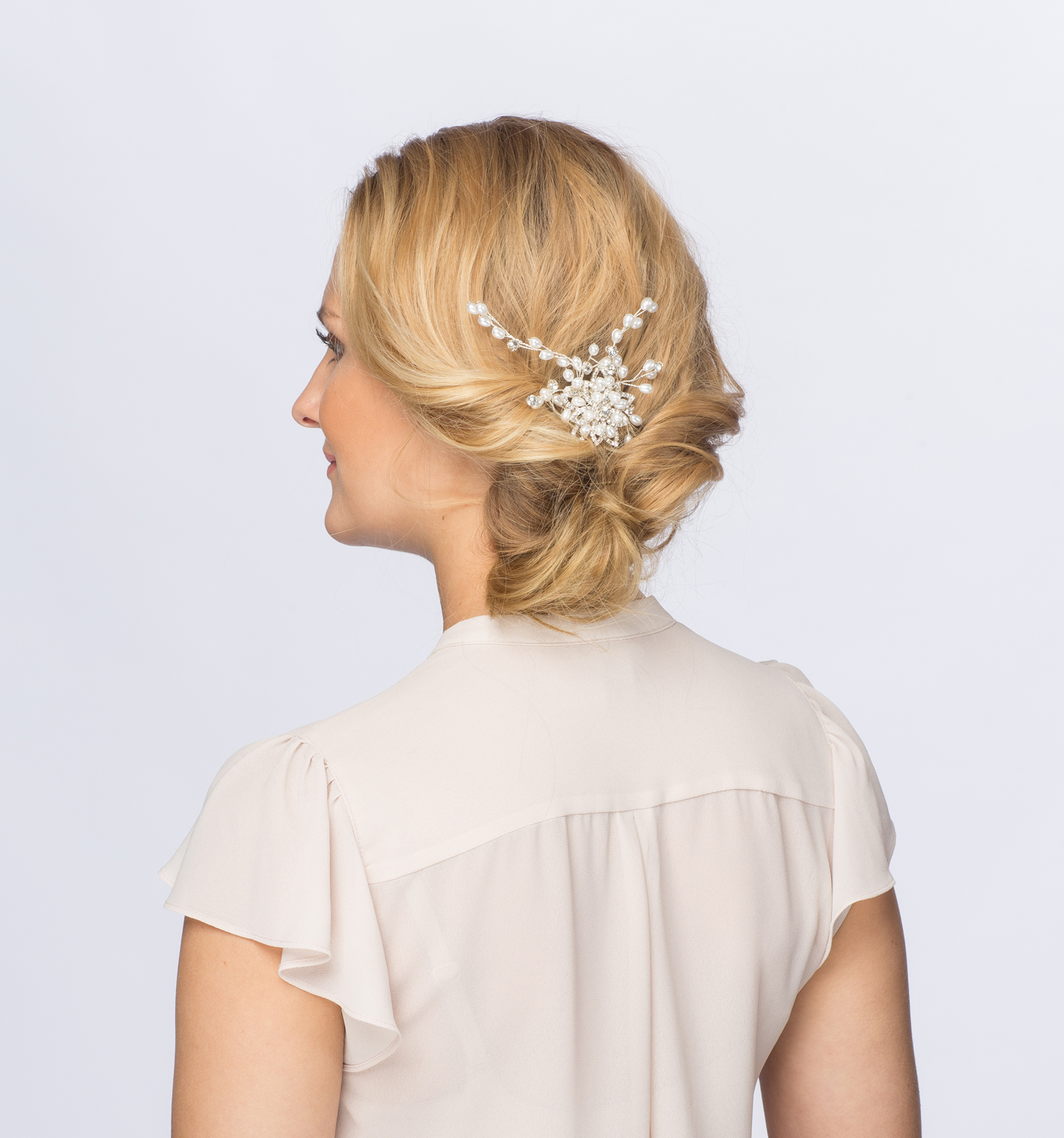 	Peine - White Flower	