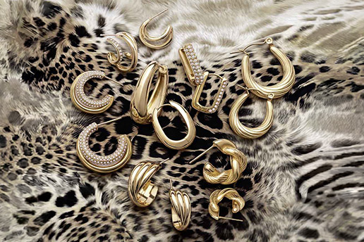 schmuck, ohrringe, ringe, gold, tierdruck-hintergrund