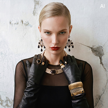 Kleidungszubehör, schwarzes Oberteil, seidenes Gewebe, Statement-Schmuck, roter Lippenstift