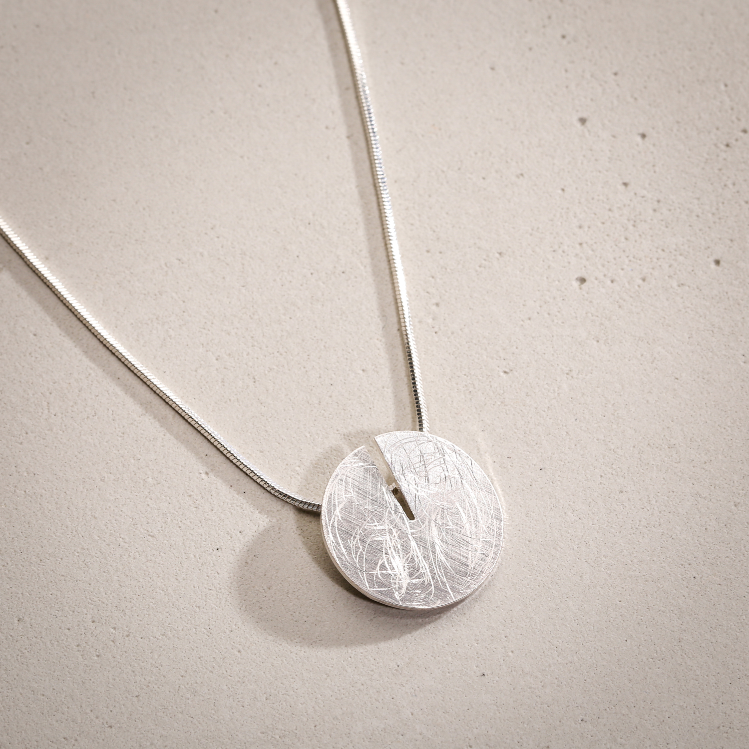 Kette - Round Plate